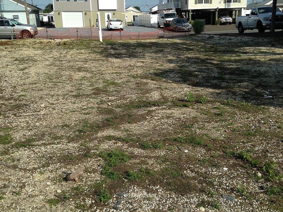 1st image of 140 N Spinnaker Dr