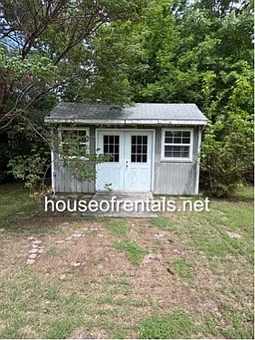 1004 Mockingbird Ln — Photo 4