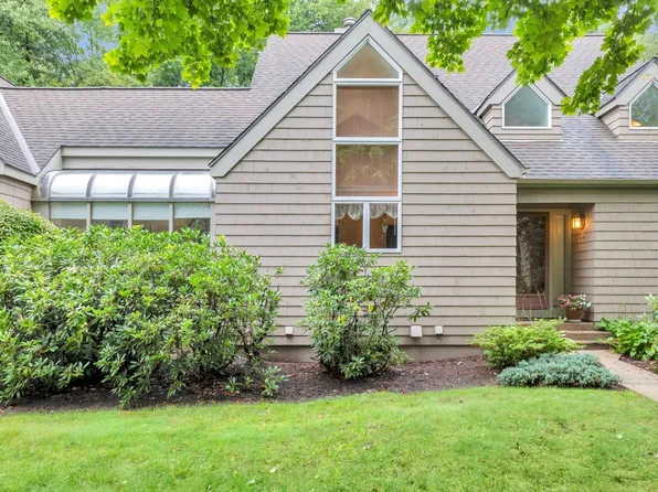 44 Timberwood Road #44, West Hartford, CT 06117