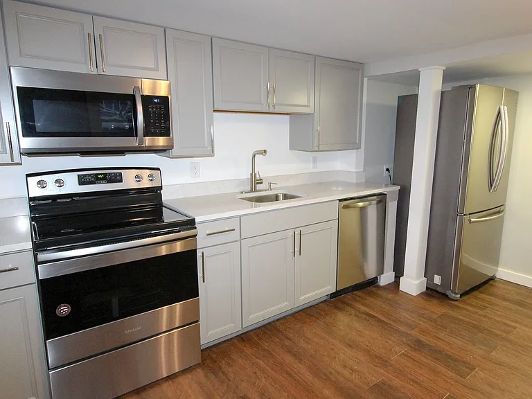230 Bryant Ave — Photo 38