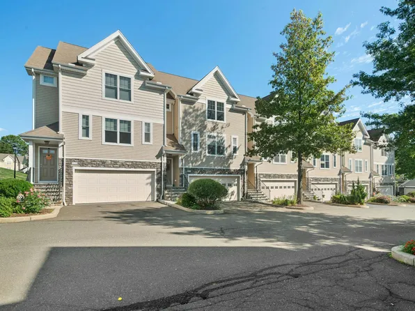 179 Remy Court #179, Shelton, CT 06484