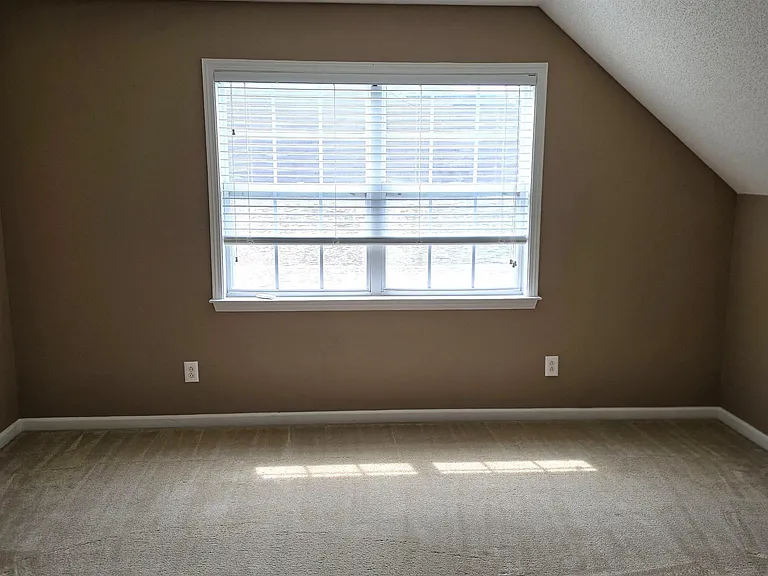 619 Lokchapee Rdg — Photo 31