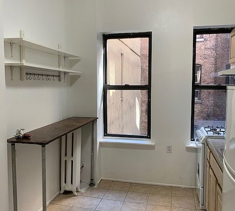 4th image of 183 Sullivan St APT D7