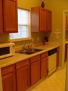 3rd image of 118 Trout Ct