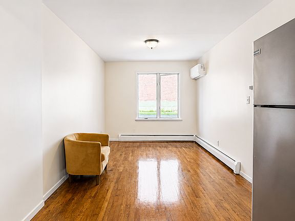 3rd image of 49-05 28th Ave #1A