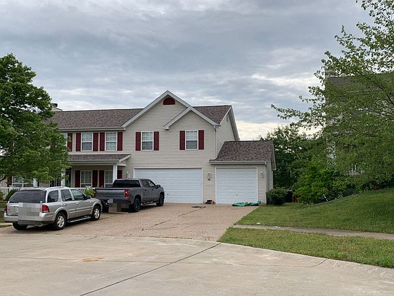 2nd image of 82 Duncan Hill Ct