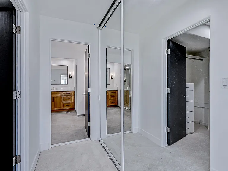 204 N Poinsettia Ave — Photo 8