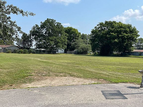 4th image of Karsten Dr