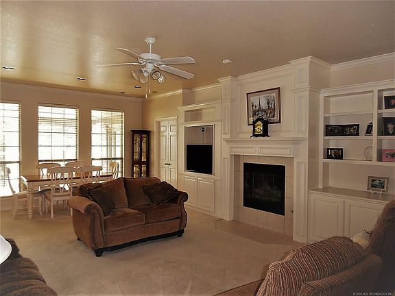 4th image of 4021 NE 138th St
