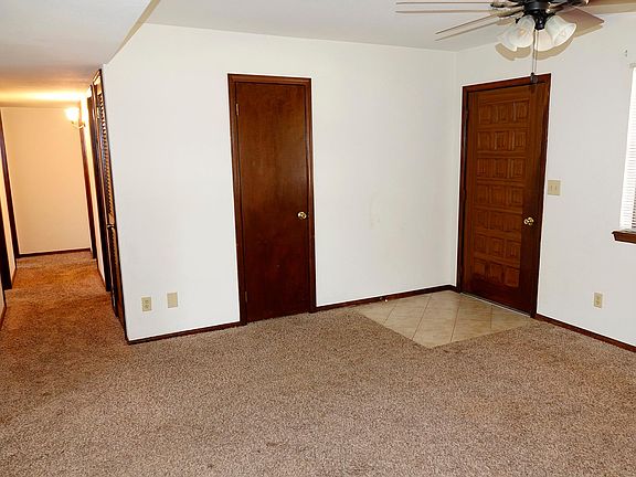 4th image of 5302 Parkwood Ave