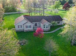 750 Sarsi Trl, Mercer, PA 16137