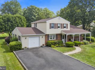 175 Lenape Dr, New Britain, PA 18901