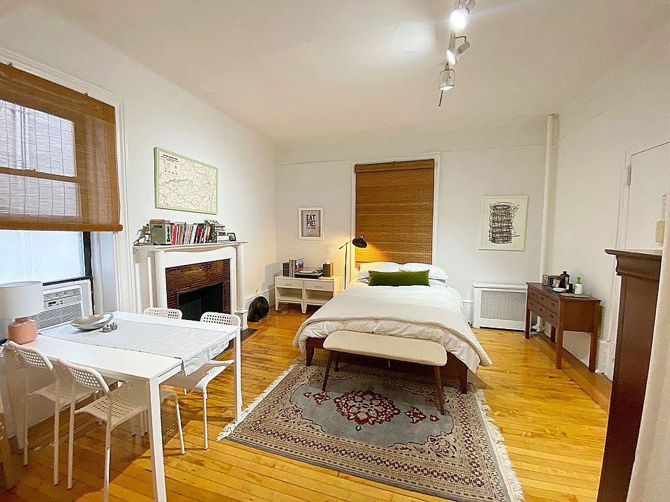 1st image of 210 W 94th St APT 3J
