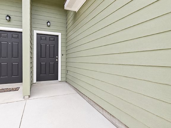 5th image of 610 Ashers Pl