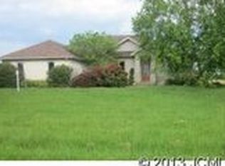 2206 S Logans Point Dr, Hanover, IN 47243