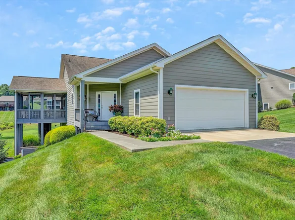 1229 Our Cove Rd, Huddleston, VA 24104