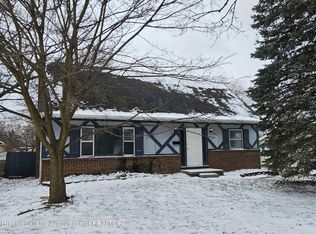 3214 Rayborn Dr, Lansing, MI 48911