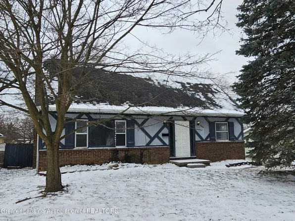 3214 Rayborn Dr, Lansing, MI 48911