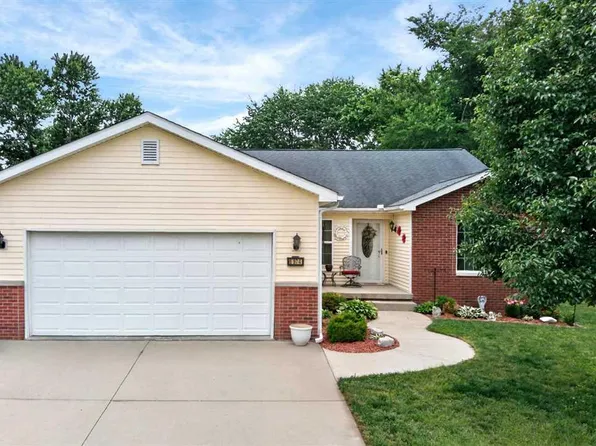 6974 Morningstar Ct, Terre Haute, IN 47805
