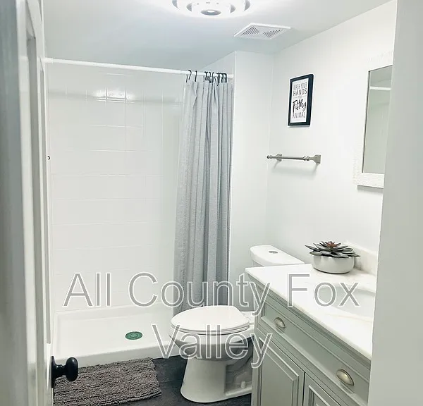 9224 S Turner Ave — Photo 22