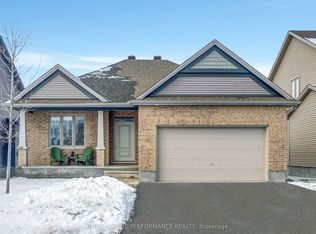 203 Station Trl, Russell, ON K4R0C9