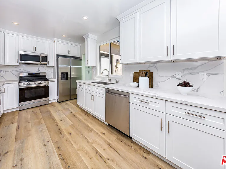 1656 S Crescent Heights Blvd — Photo 1