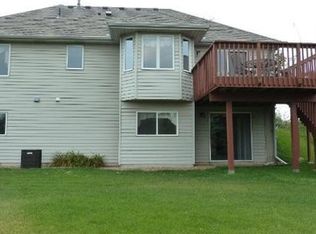 8854 Sequoia Rd, Woodbury, MN 55125