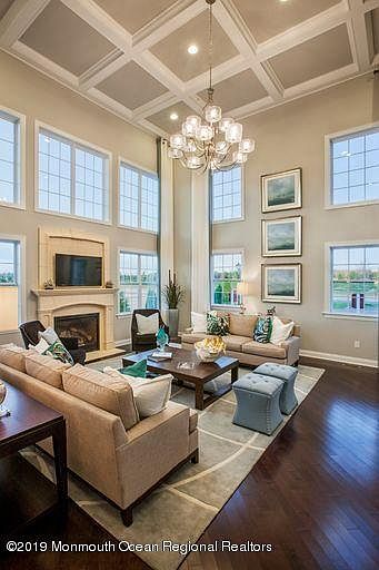 2nd image of 31 Waterford Way