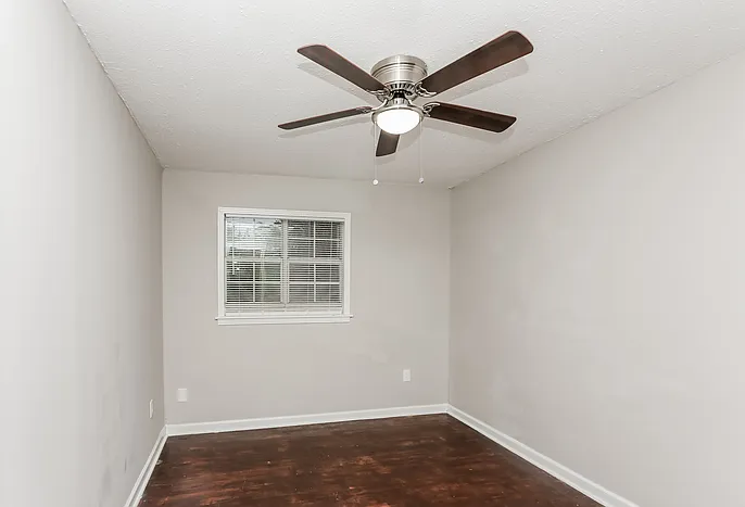 3328 E Lisa Dr — Photo 9