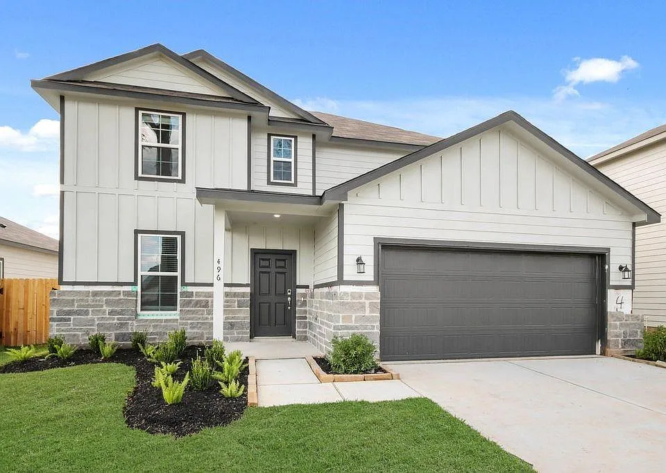 496 Shoreview Dr