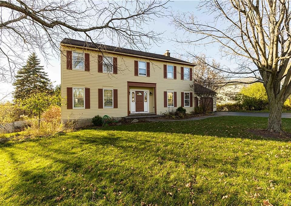 1st image of 8207 Pembroke Dr