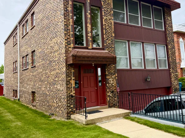 175 E Van Buren St #3, Elmhurst, IL 60126