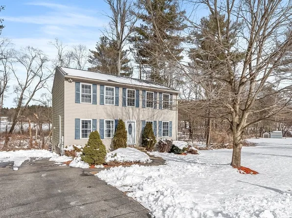 5 Melvin Dr, Oxford, MA 01540