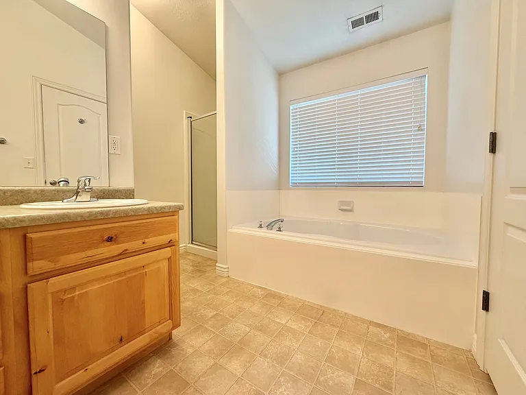 6712 S Bonham Ln — Photo 15