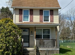 310 McElhaney Ave, Connellsville, PA