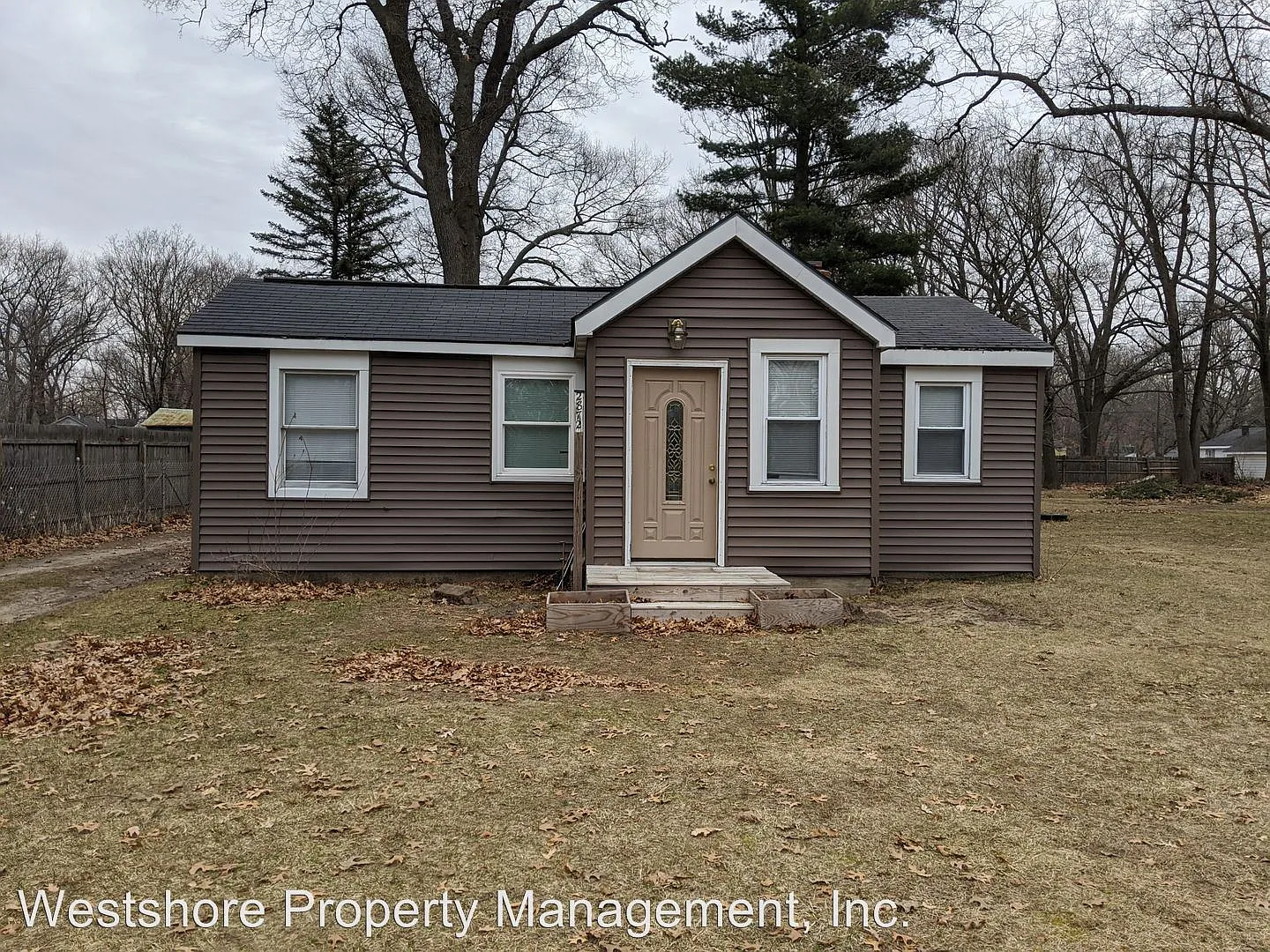 2872 Valk St photo 1
