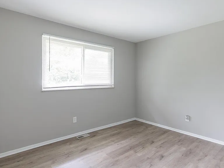 3008 Oriental Dr — Photo 12