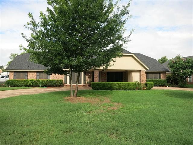 1st image of 1226 Canterbury Dr