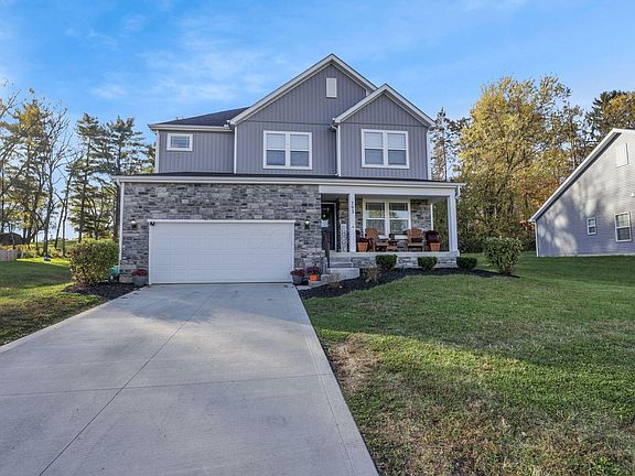 2nd image of 793 Francis Dr