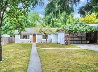 10214 12th Ave NE, Seattle, WA 98125