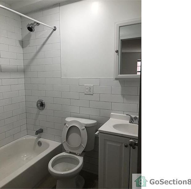 1st image of 2720 Claflin Ave #3B