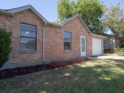 624 Black Hills Dr, Burleson, TX, 76028
