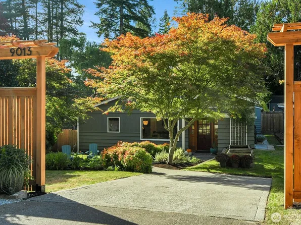 9013 25th Avenue NE, Seattle, WA 98115