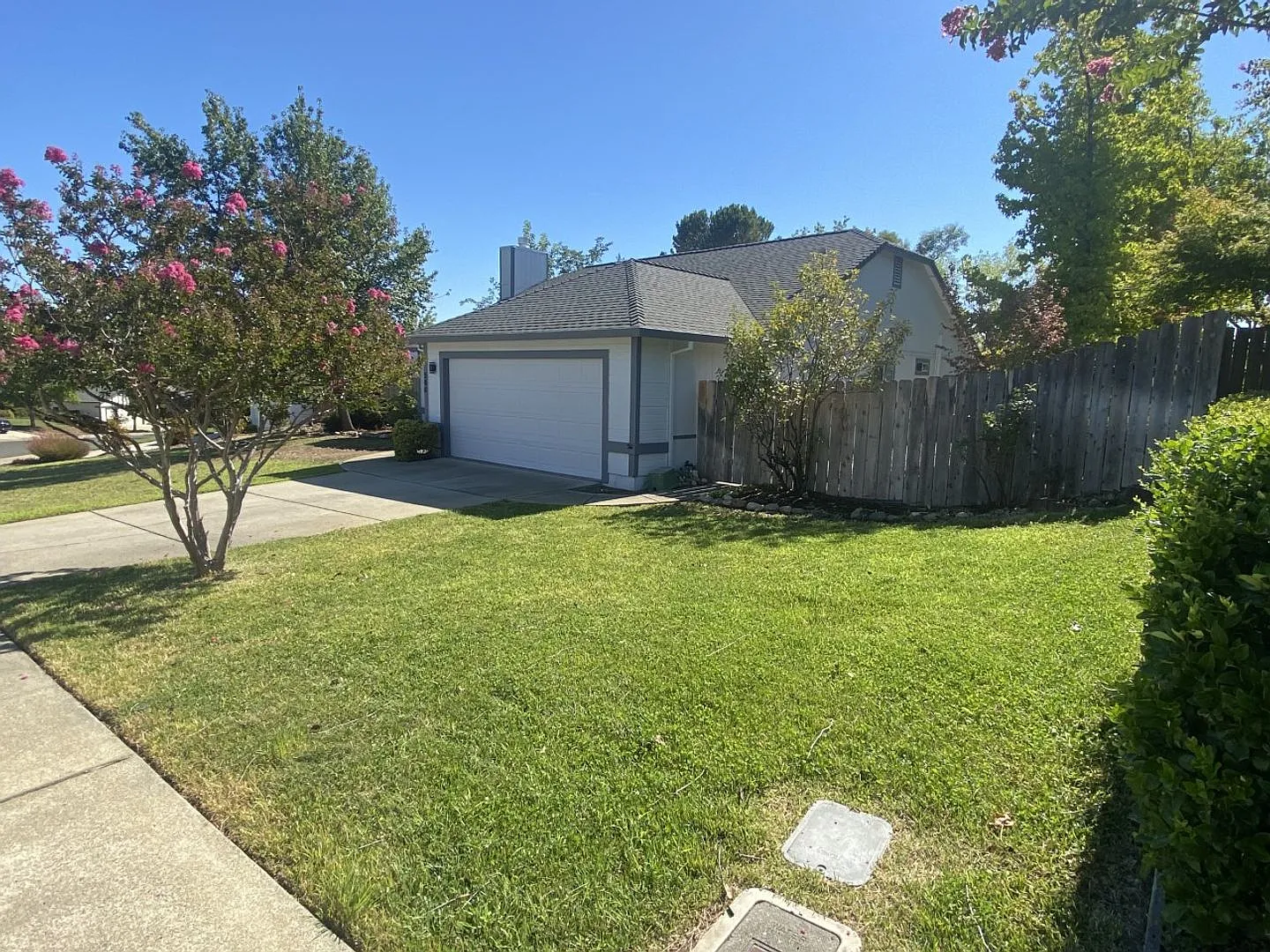 3 bedroom Home in Desirable Quail Ridge Neighborhood — Photo 3