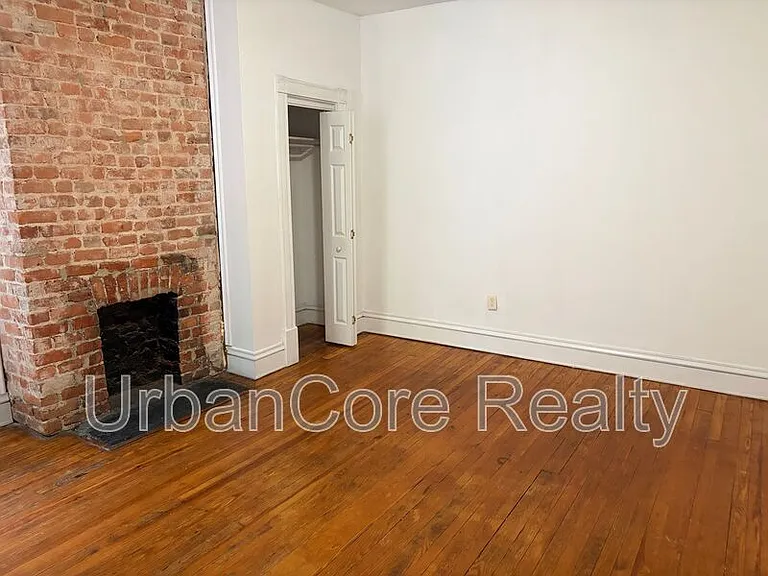 621 N 31st St #B — Photo 19