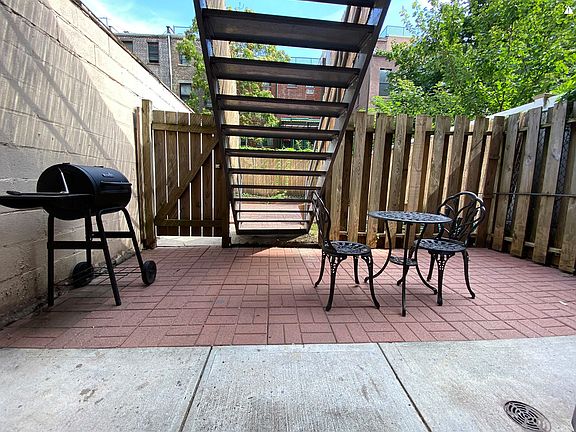3rd image of 147 W 126th St #G