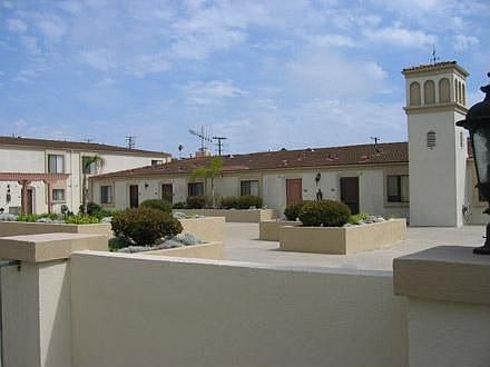 2nd image of 120 S Francisca Ave APT 2