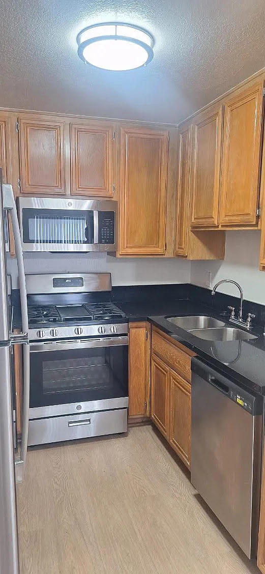 1 bed, $1,995 — Photo 2
