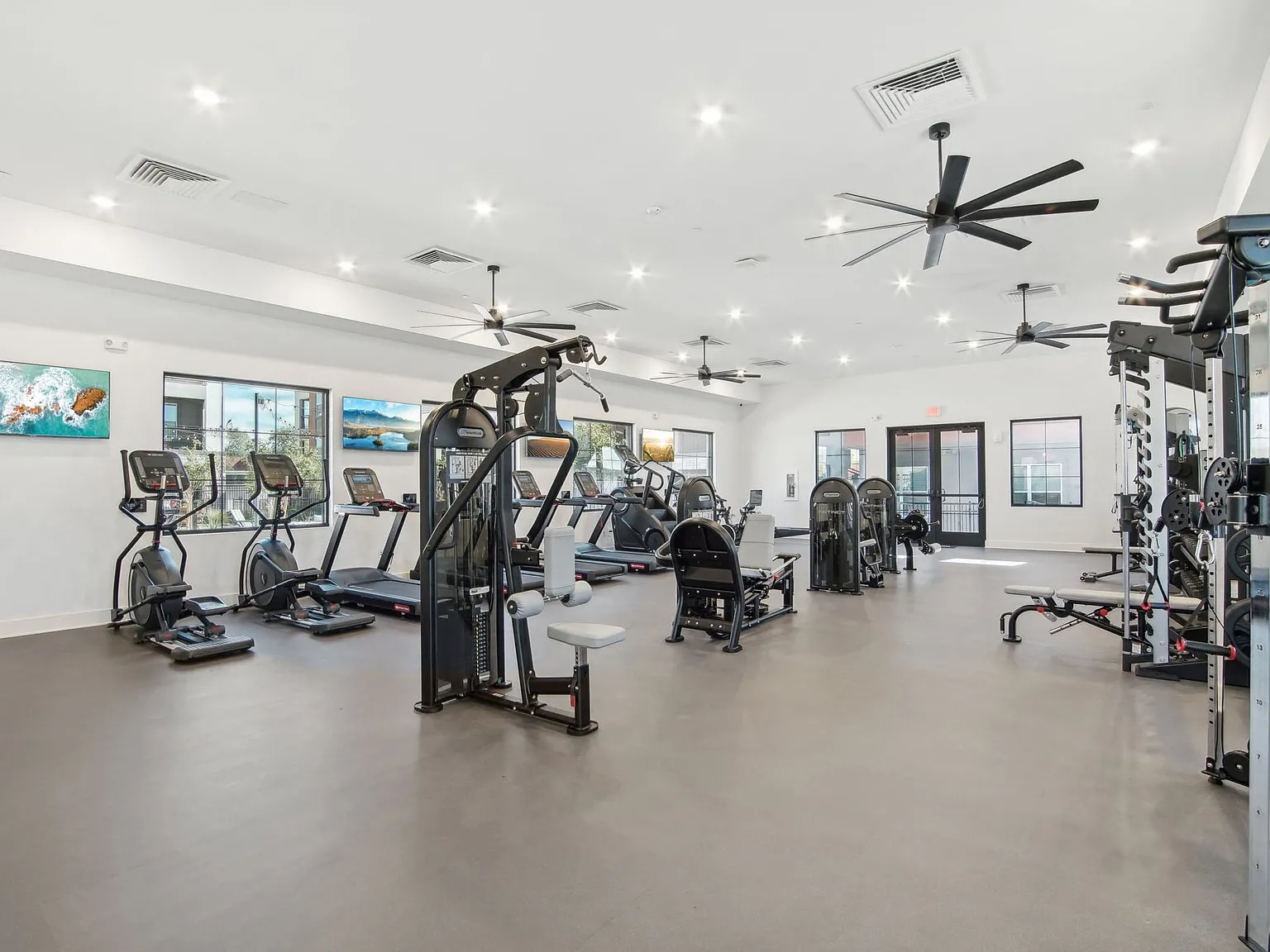The Maddox Luxury Apartments — Photo 4