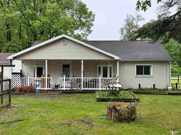 4211 Shelton Dr, Lambertville, MI 48144